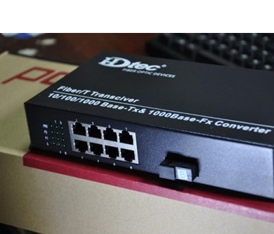 8-Port 10/100Mbps Converter Switch POE Quang HDTec