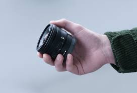 Ống kính E PZ 10-20 mm Sony SELP1020G